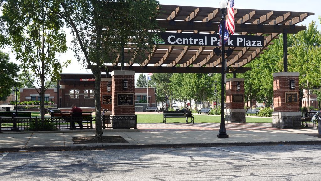 Central Park Plaza in downtown Valparaiso